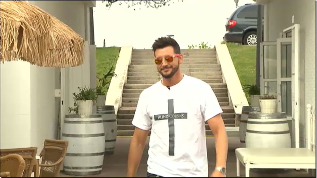 Loli:"En el cara a cara, Manu gana mucho"