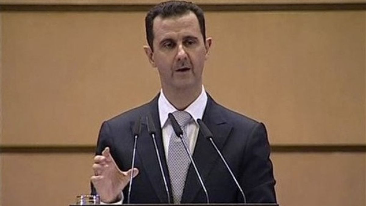 Bashar al Assad se dirige a los sirios desde el Parlamento