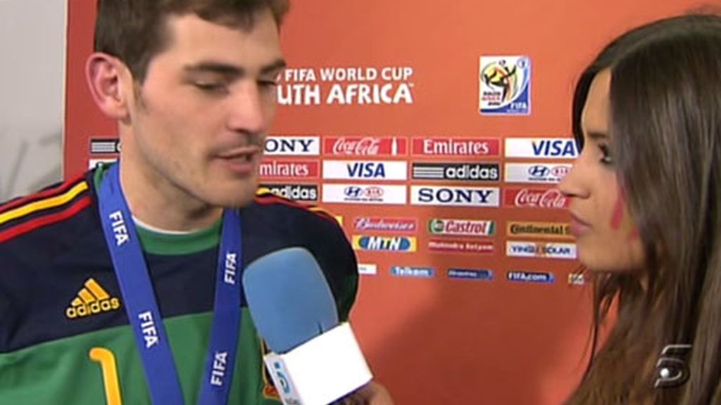 El beso de Iker a Sara, de campeonato