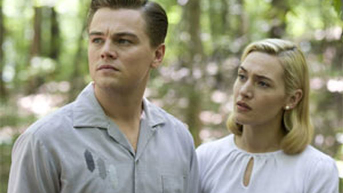 Leonardo DiCaprio y Kate Winslet en la cartelera. Vídeo: Informativos Telecinco.