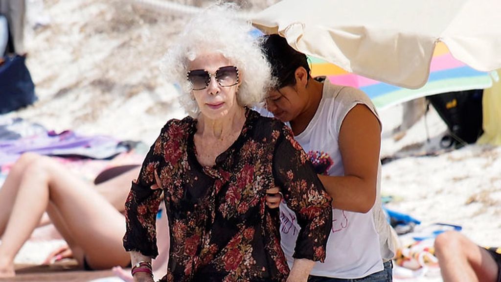 La duquesa se relaja en Formentera