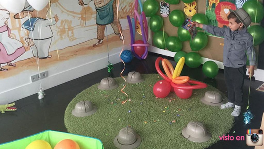 El cuarto de juegos se convirtió en una acampada para siete exploradores