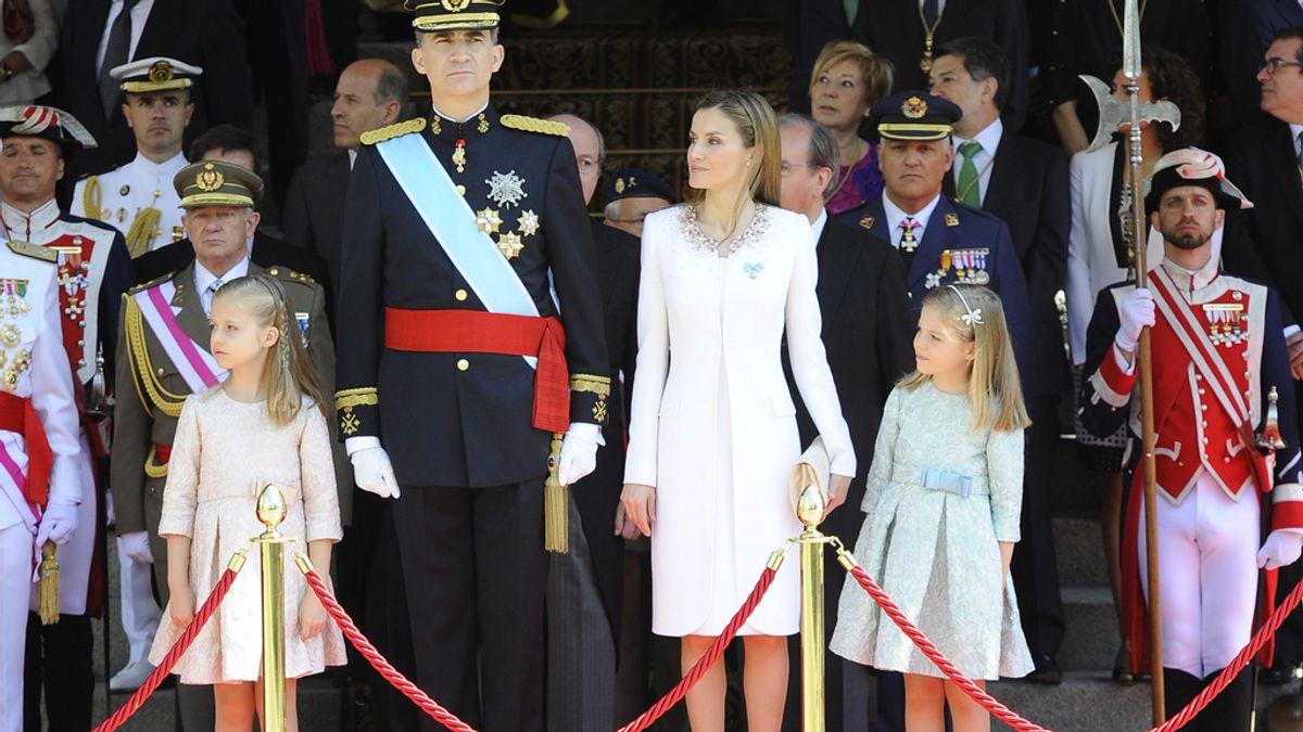 La familia real, tras el acto solemne de proclamación en el Congreso
