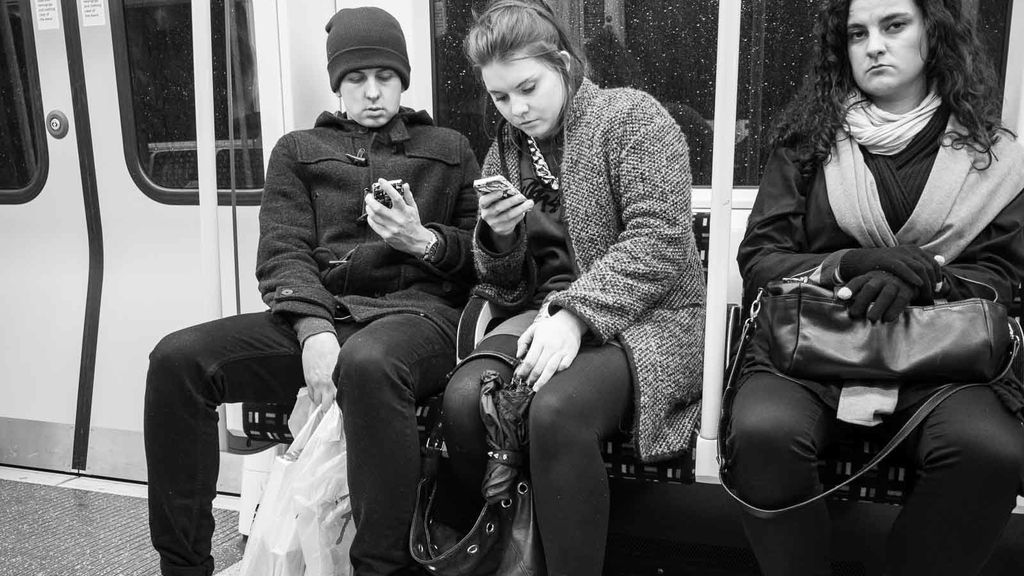 Los móviles 'matan' a la conversación