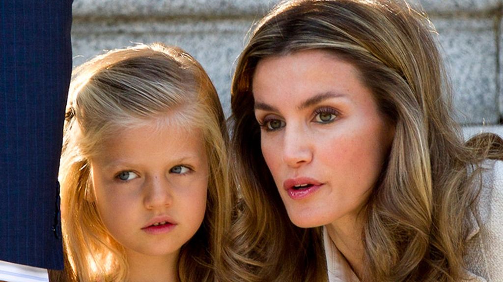 Sucede a su padre, Felipe VI