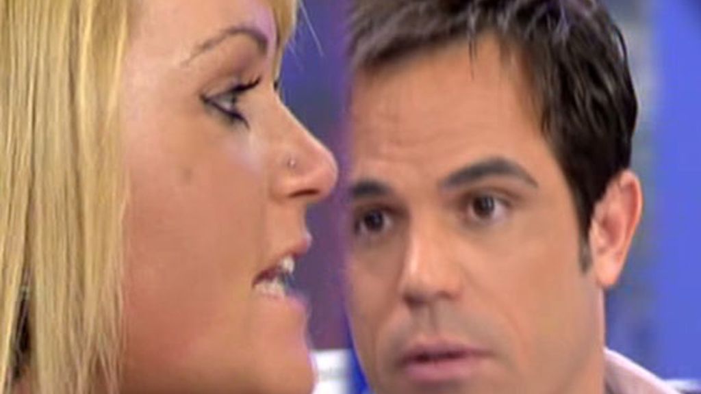 Saray no puede contener las lágrimas