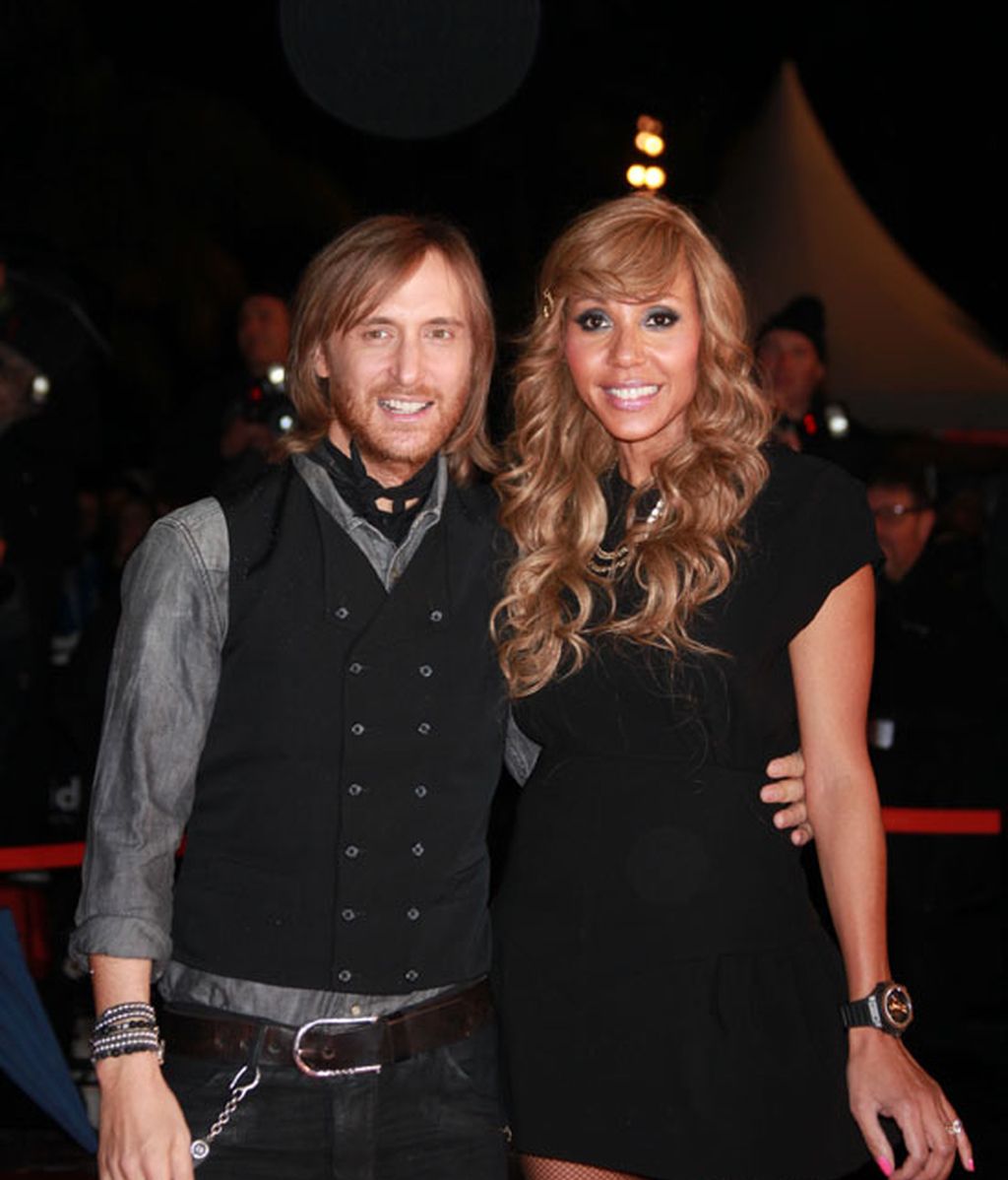 Shakira y Justin Bieber brillan en los premios NRJ