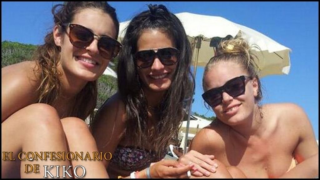Giuls, Susana, los hermanos Montoya y Raky disfrutan de Ibiza