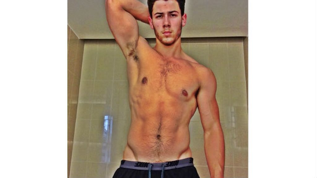 2014 fue el año en el que descubrimos que Nick Jonas había crecido (y así de bien) en Instagram