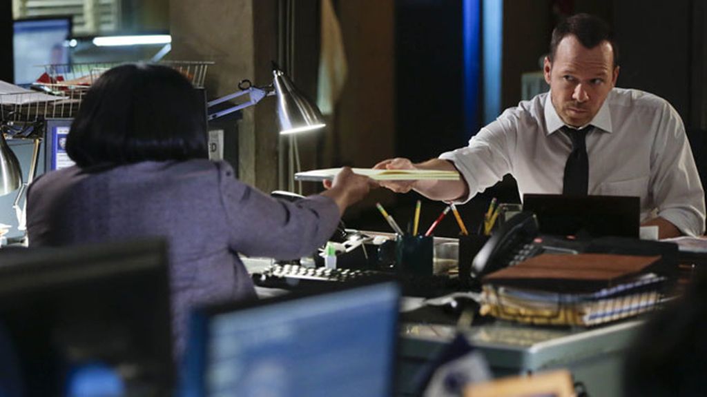 Controversias, ostracismo policial y...¡besos! en esta temporada