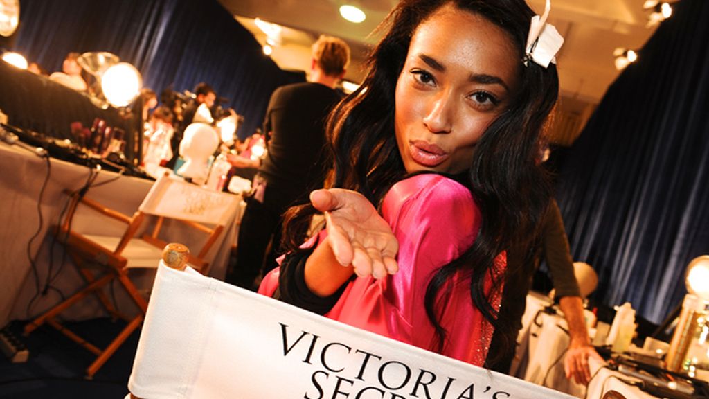 Miranda Kerr y Adriana Lima son humanas