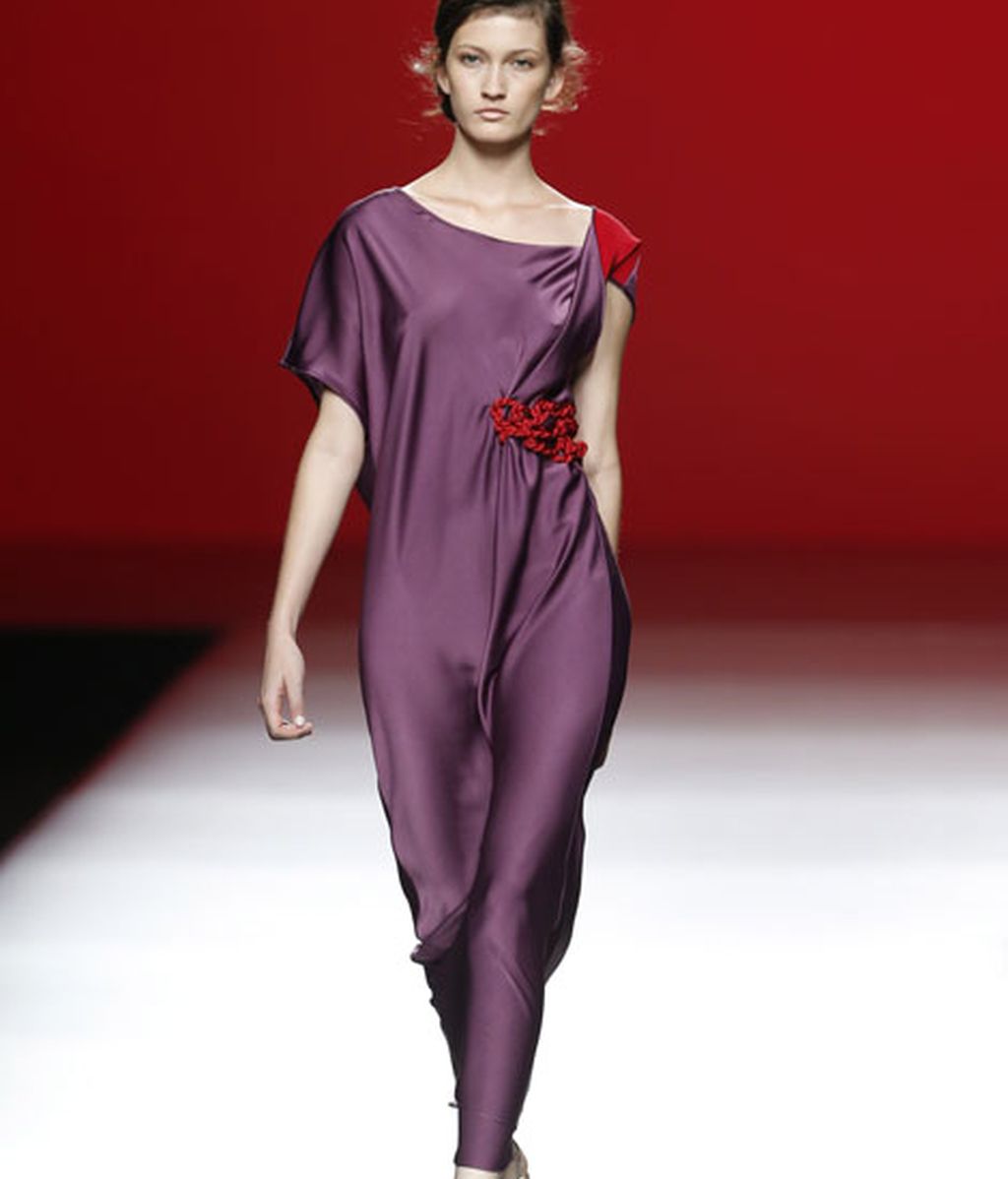 La técnica del Kinbaku-bi remata la colección