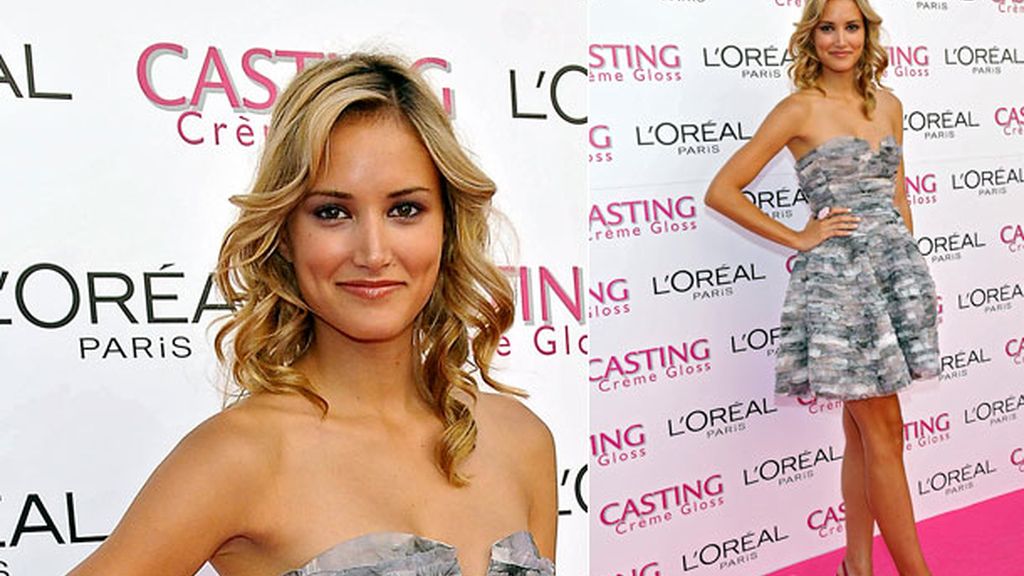 Presentó a las chicas L’Oreal Casting Crème Gloss en 2010