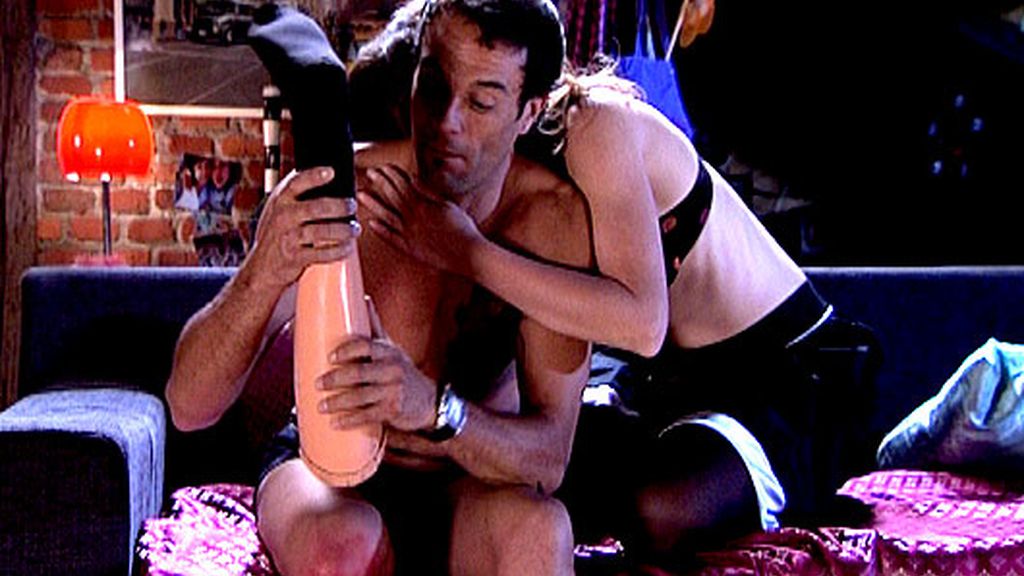 Capítulo 4, Temporada 1: 'Prohibido sufrir'