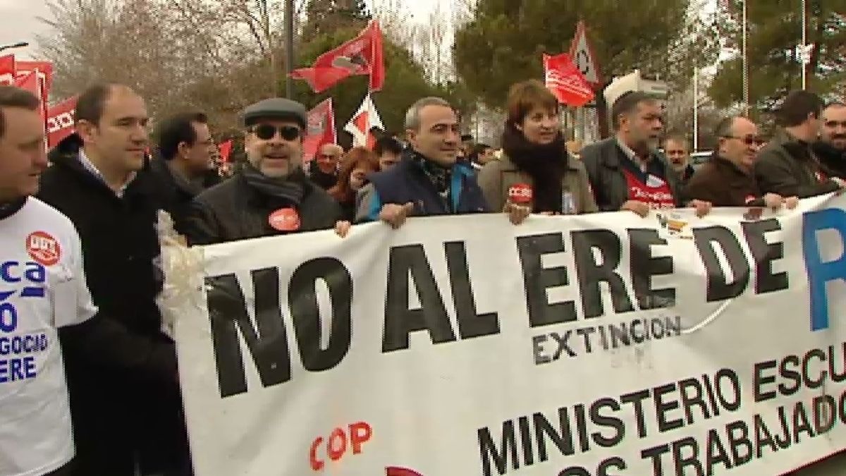 Cientos de trabajadores de la planta de Roca en Alcalá de Henares se manifiestan contra el ERE