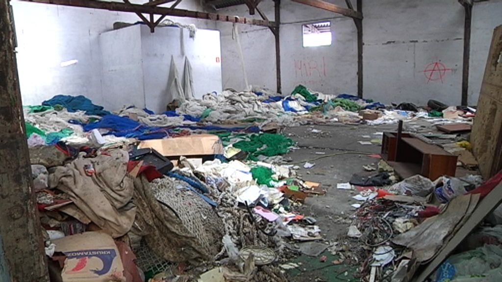 Las primeras imágenes de 'La fábrica'