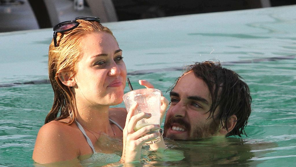 Miley Cyrus aprovecha antes de la boda