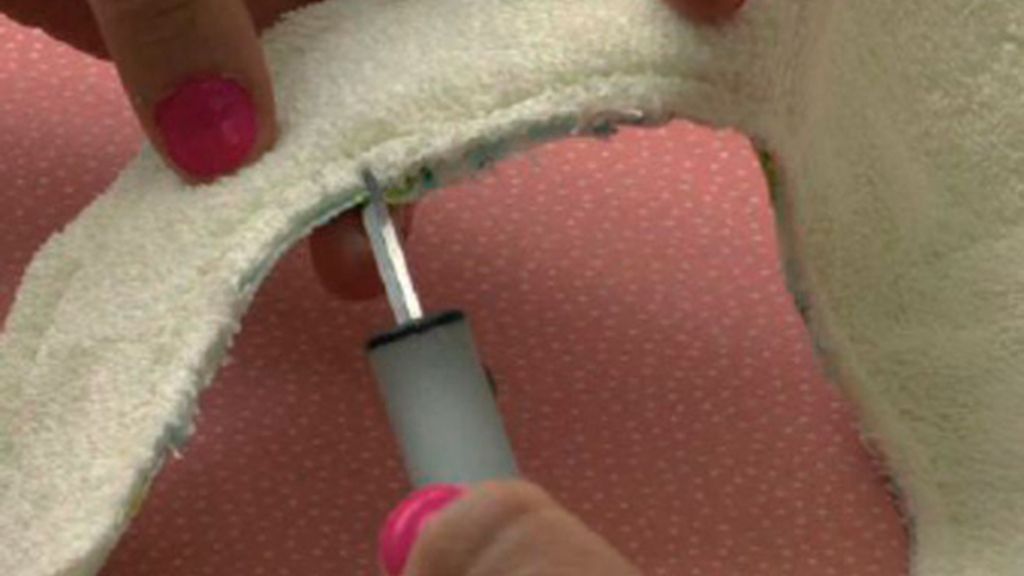 Tricotosas 35: Babero de bebé