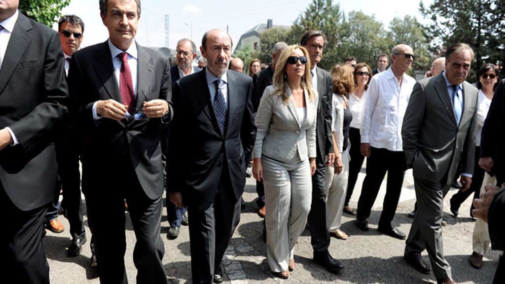 Los políticos, pillados 'casual' en el entierro de Gregorio Peces Barba