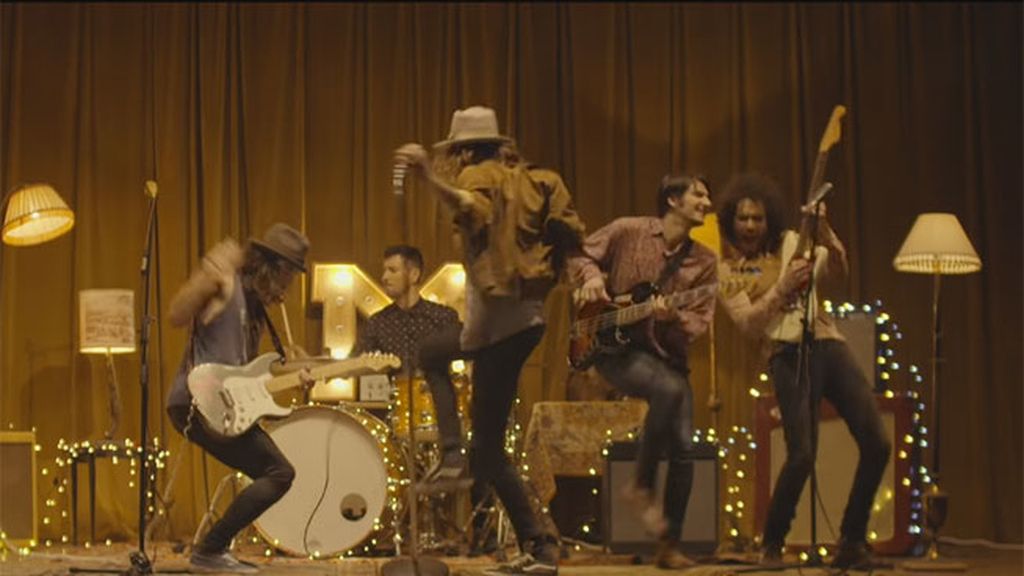 La canción se llama 'Haz conmigo lo que quieras'