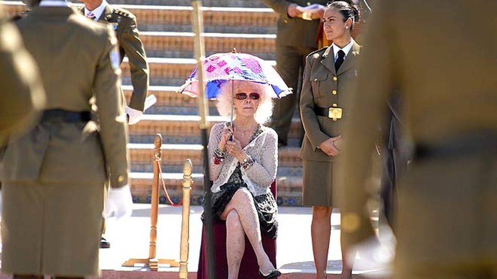 La Duquesa, firme por España; multicolor por amor