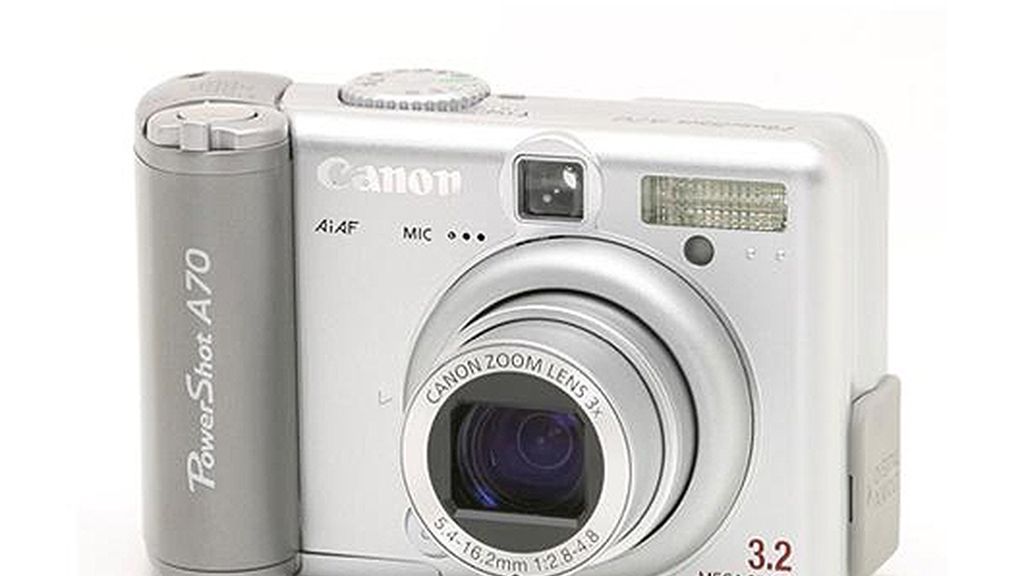 2004: 'Canon PowerShot A70'