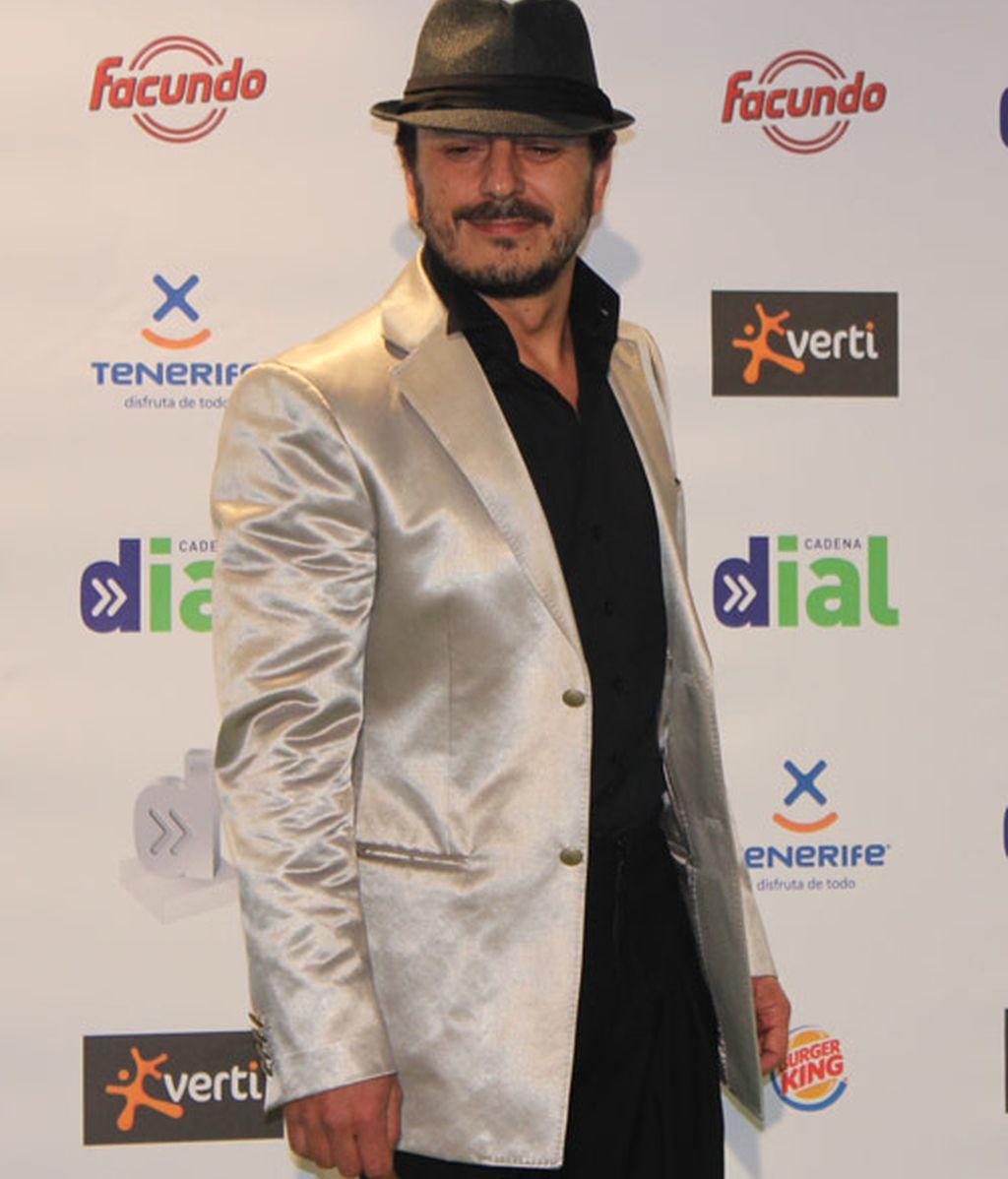 Famosos y premiados en el photocall de los Premios Cadena Dial