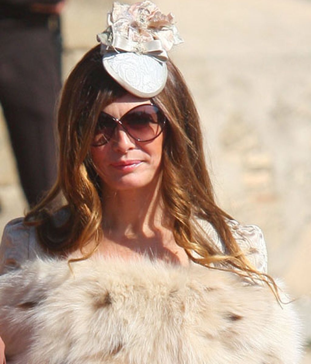 El tocado, protagonista de la boda de Rafa Medina y Laura Vecino