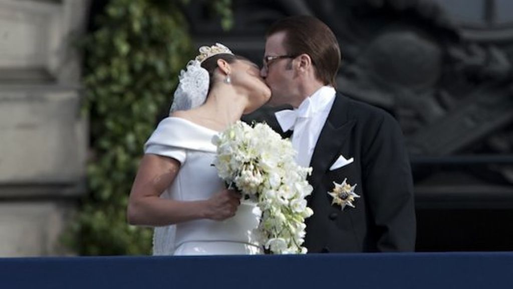 Comedidos, torpes, entregados... Así son los besos reales