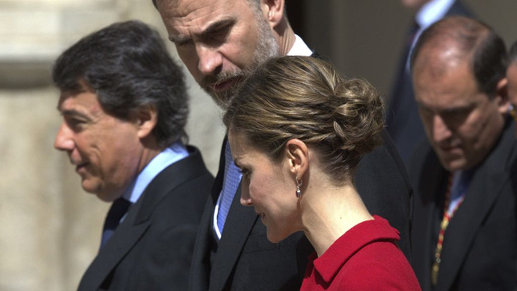 Con la asistencia de los Reyes