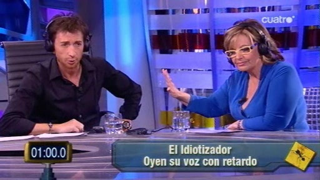 Mª Teresa Campos gasta una broma telefónica... ¡con el idiotizador!