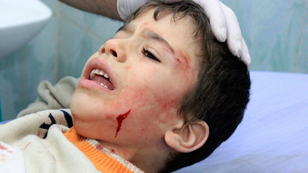 Israel aumenta su ataque por tierra y mar contra Gaza