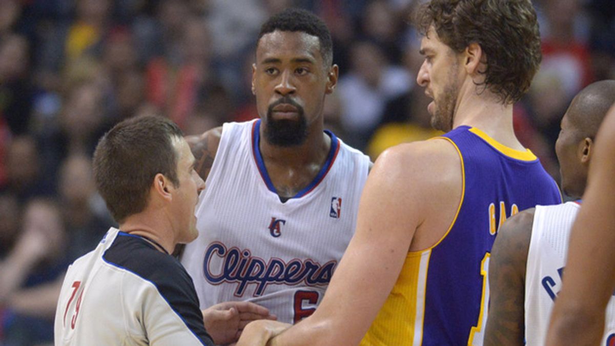 Los Lakers caen humillados ante los Clippers