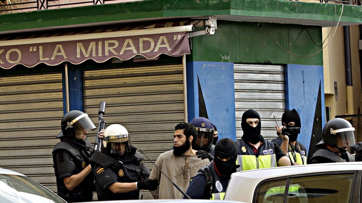 Momento de la detención en Melilla del presunto cabecilla de la célula yihadista