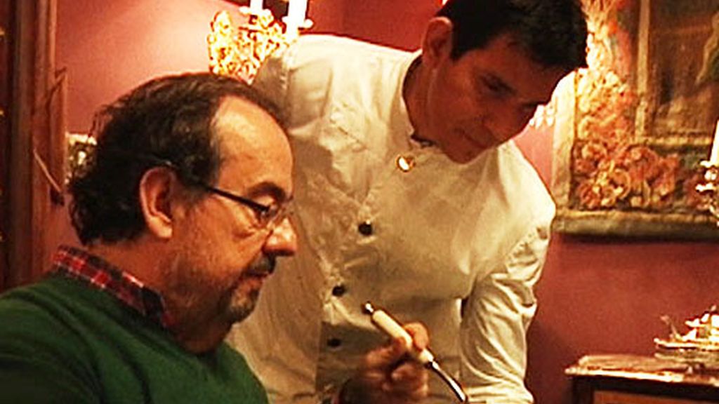 Un mayordomo trabajando