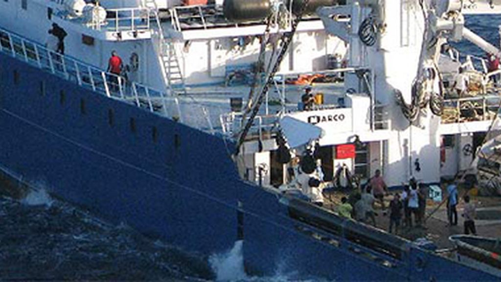 El 'Alakrana' navega libre