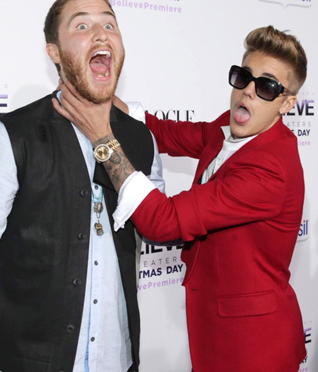 De rojo y oro en la premiere internacional de 'Justin Bieber's Believe'