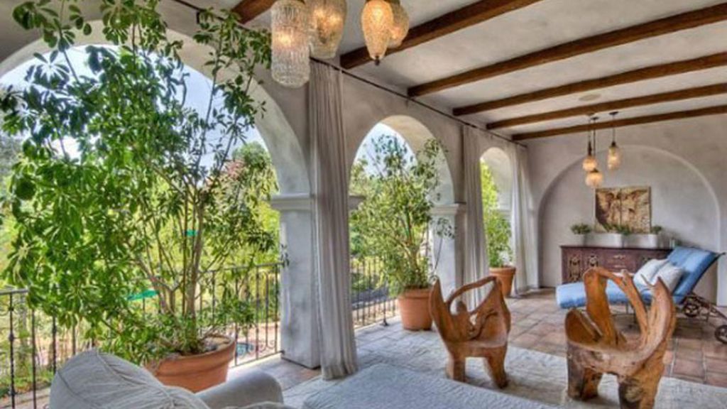Hilary Duff vende su casa del Lago Toluca
