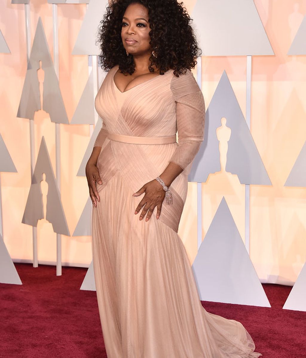 Oprah Winfrey en la alfombra roja de los Oscar