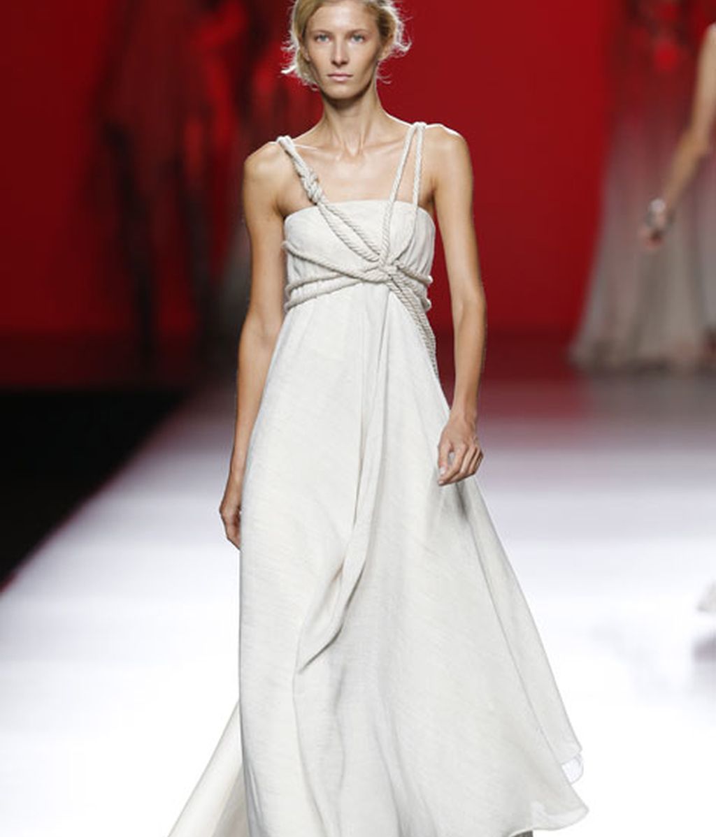 La técnica del Kinbaku-bi remata la colección