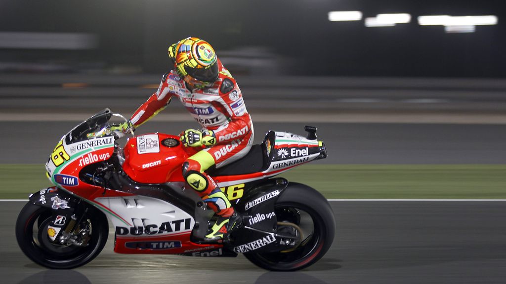 Rossi durante los primeros libres de Qatar