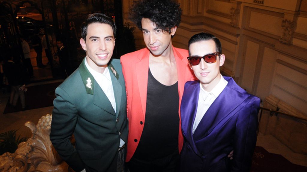 Blanca Suárez y Kira Miró, animado corrillo en la fiesta de Harper´s Baazar