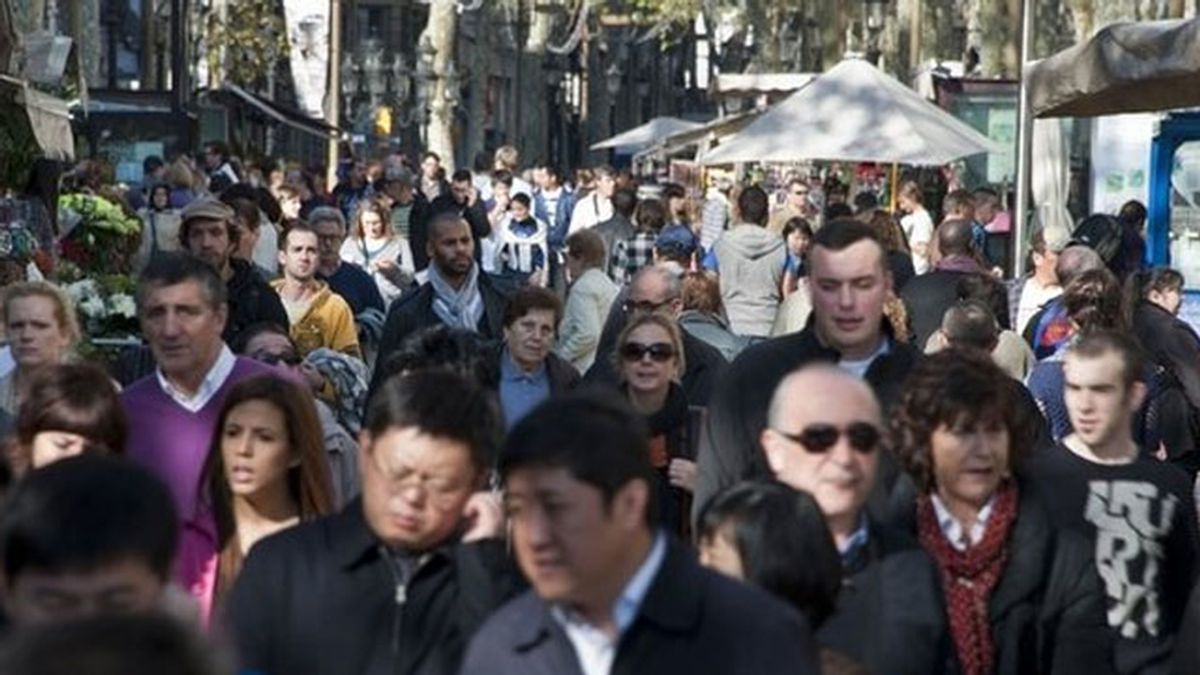 La población crece poco en España con cada vez menos extranjeros
