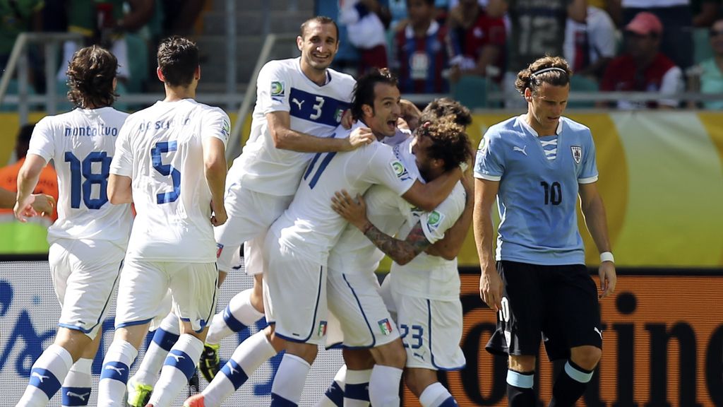 Las mejores imágenes del Uruguay-Italia