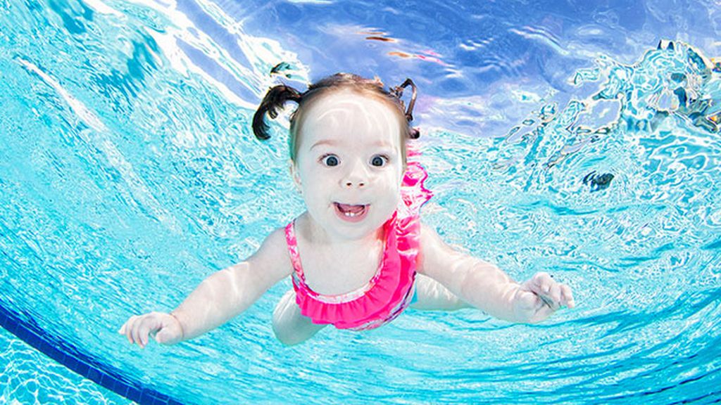 Lecciones de natación para bebés