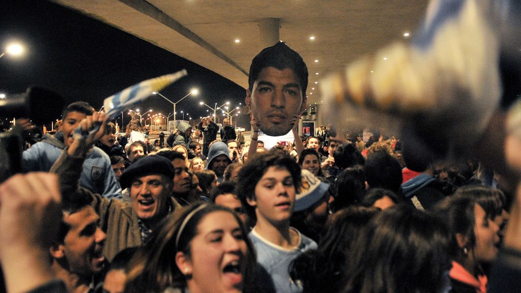 Muestras de cariño para el delantero de la Celeste