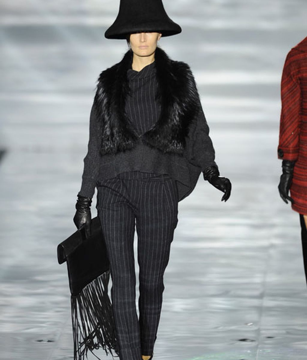 Roberto Verino: Vuelve el 'glamour' de los cincuenta