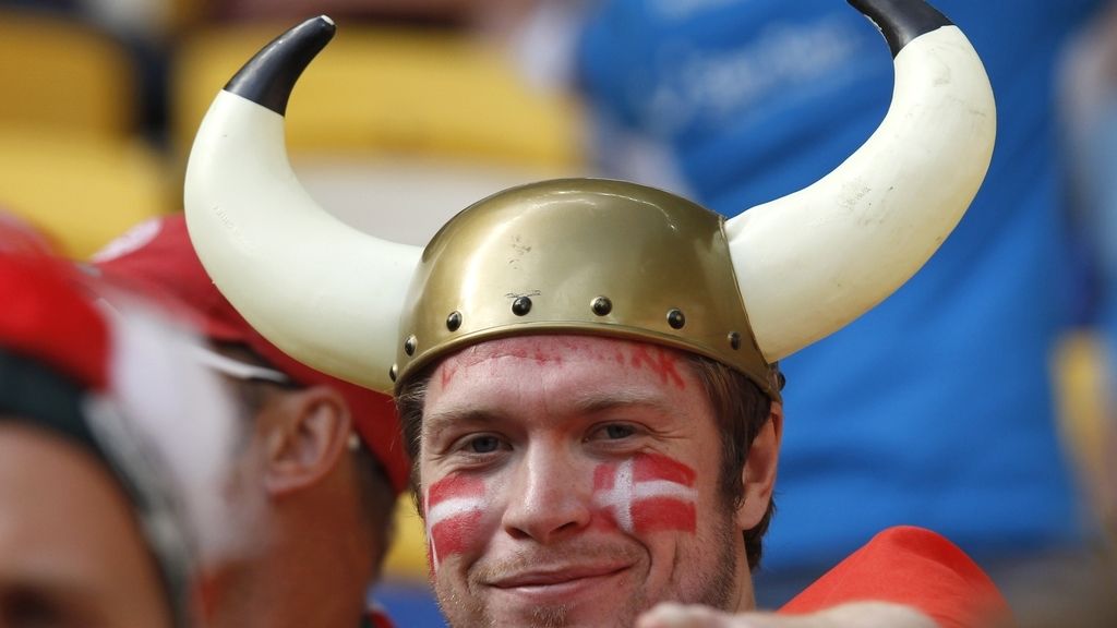 Daneses y lusos se citan en el segundo partido