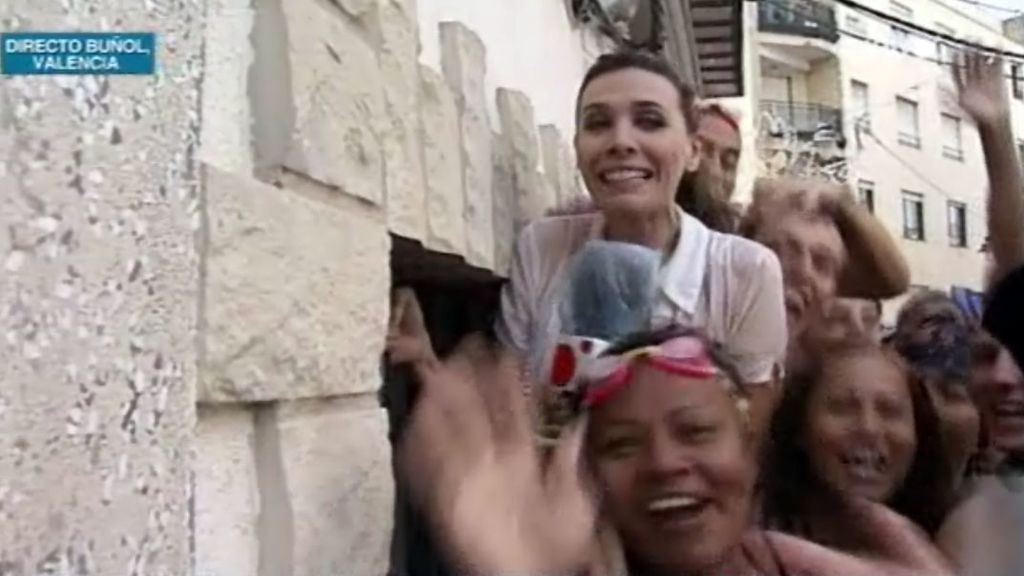 Verónica Sanz en la 'tomatina' de Buñol