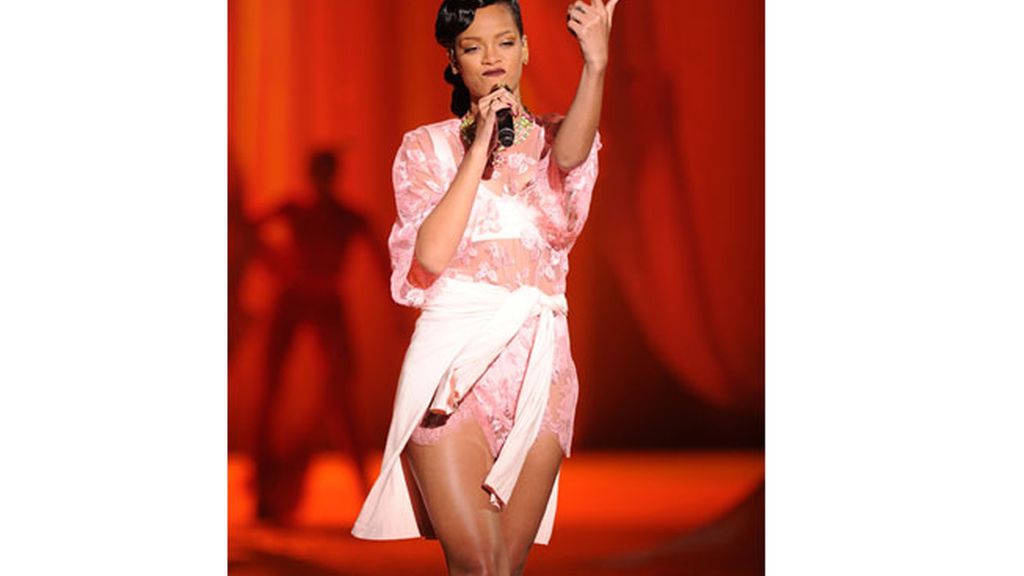 Rihanna, otro ángel de Victoria's Secret